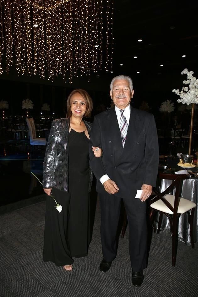 Eva de Ortiz y Leopoldo Ortiz