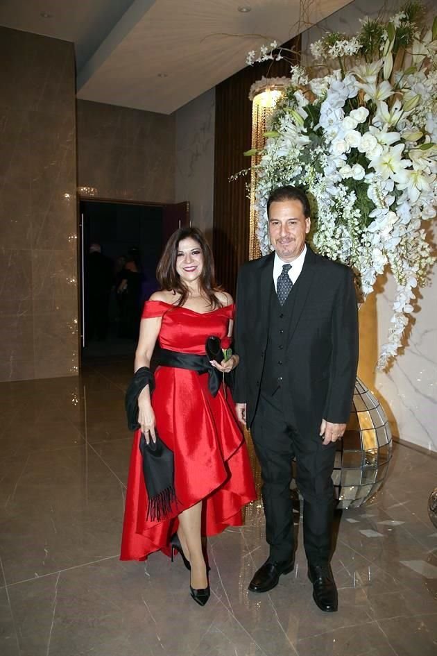 Lorena Magallanes y Arturo Villarreal