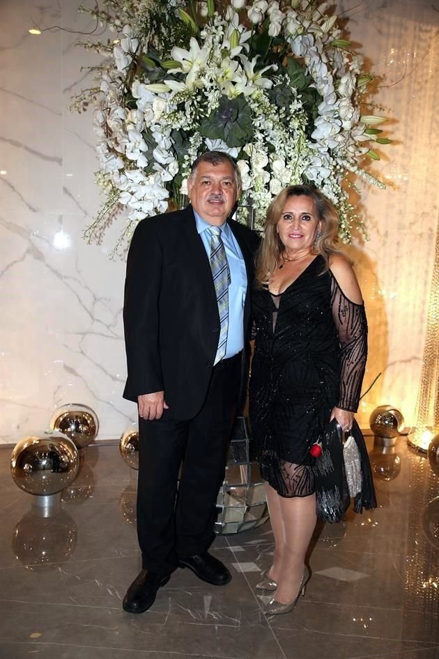 Benjamín Lozano y Lorena de Lozano