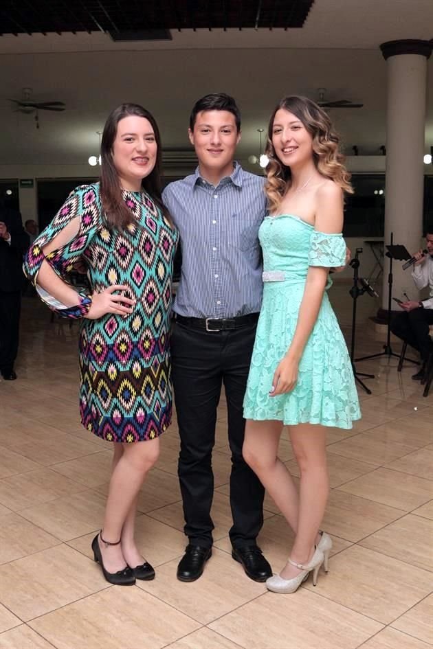 Lineth, Isai e Hitary Arizpe