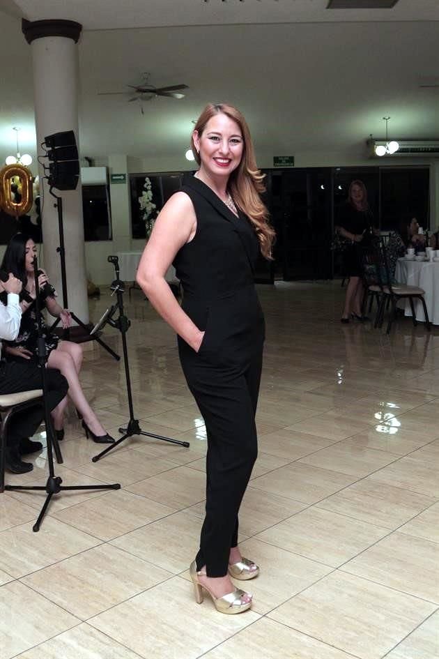María García Guajardo, hija