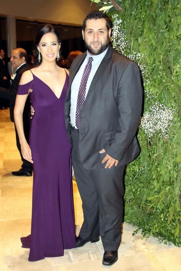 Daniela Flores y Hugo Salinas