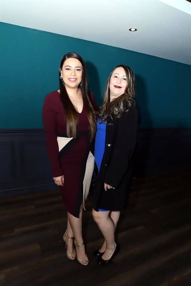 Myrna Reyes y Mayra REyes