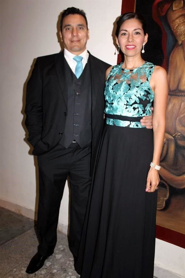 Verónica Mata y Luis Alberto Martínez
