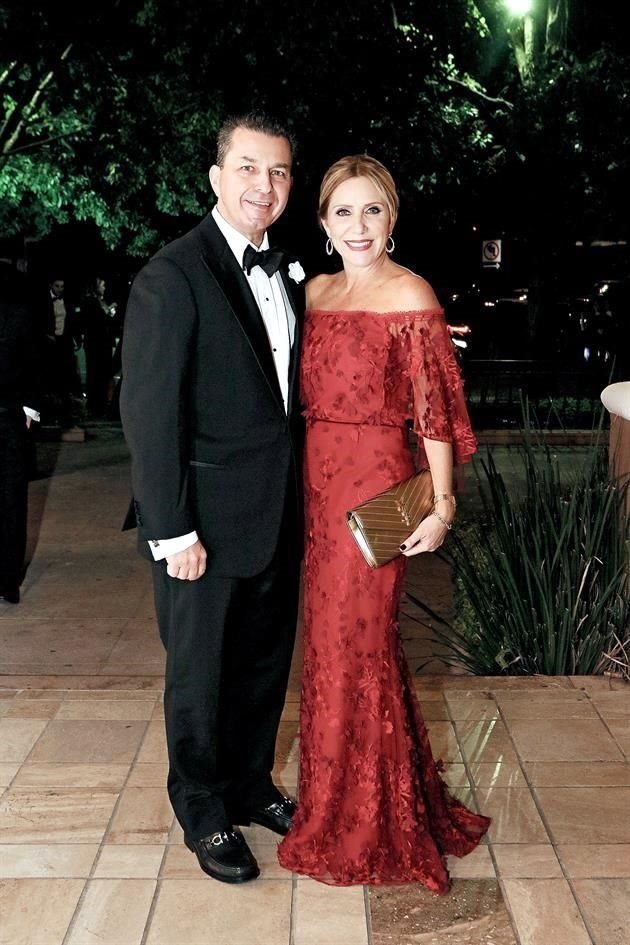 Gonzalo Lozano y Dora Pérez de Lozano