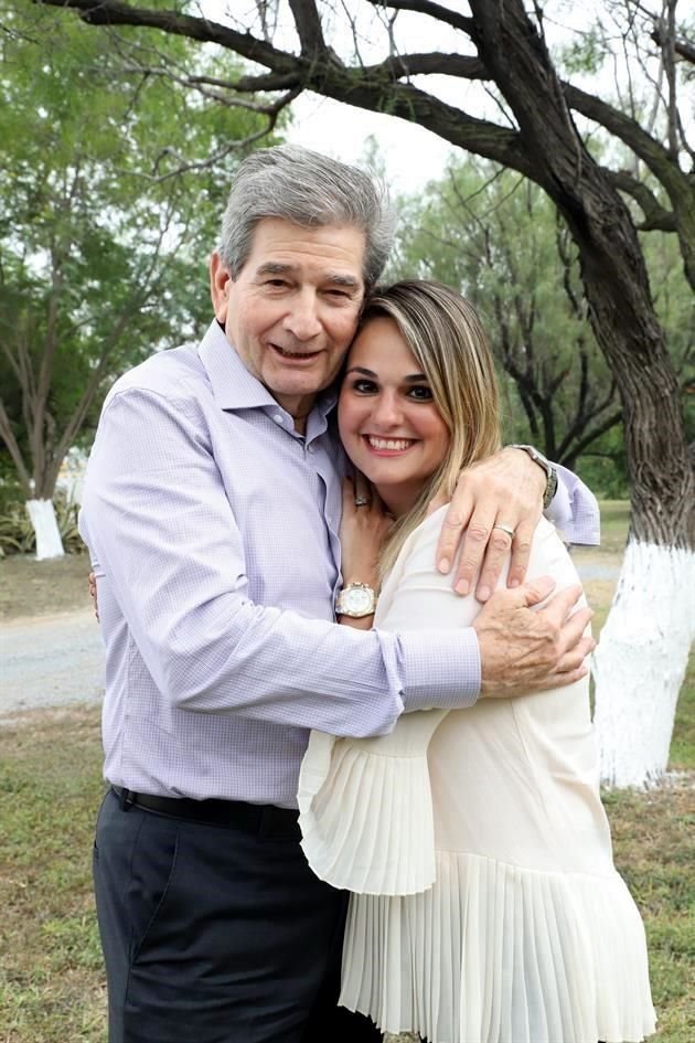 Chano Villarreal Villarreal y Miriam Villarreal de Ayala
