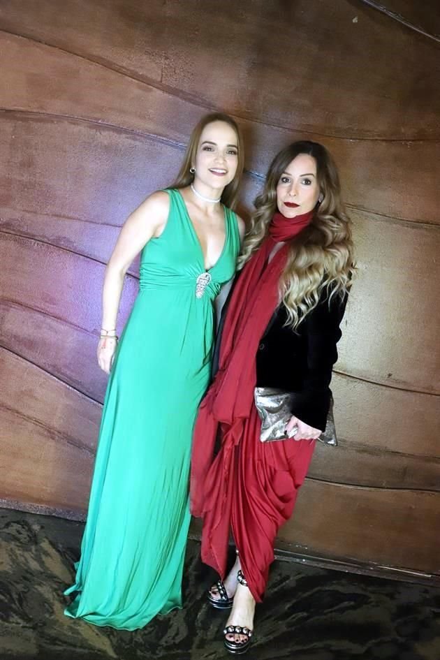 Leonora González y Adriana Álvarez