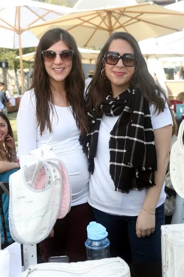 Mónica Cruz y Camila Cruz
