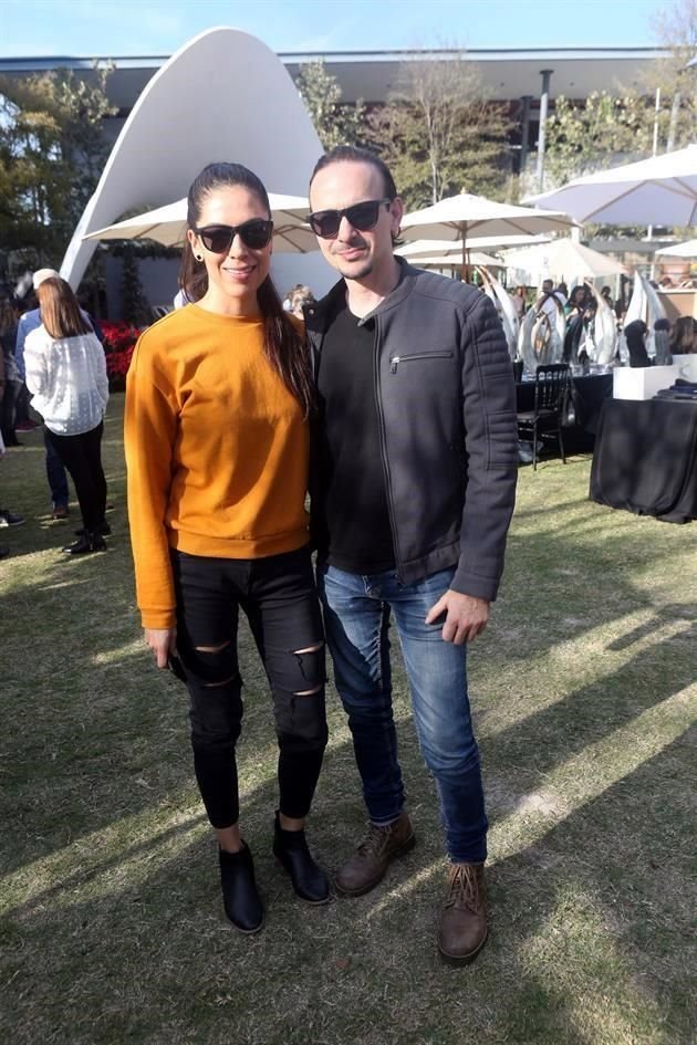 Mariana Zamarron y Raúl Ayala