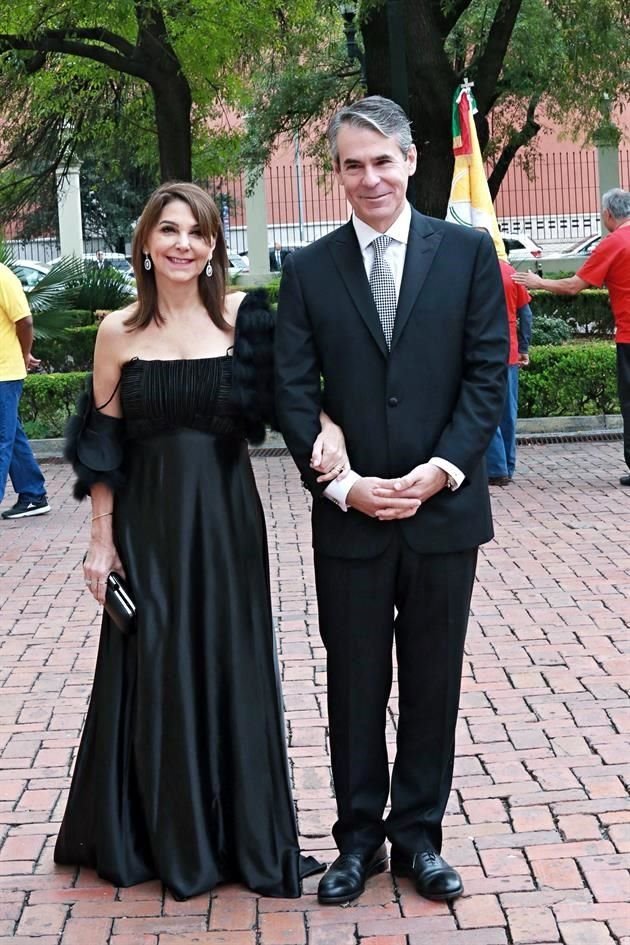 María Eugenia Martínez de Torre y Guillermo Torre Amione