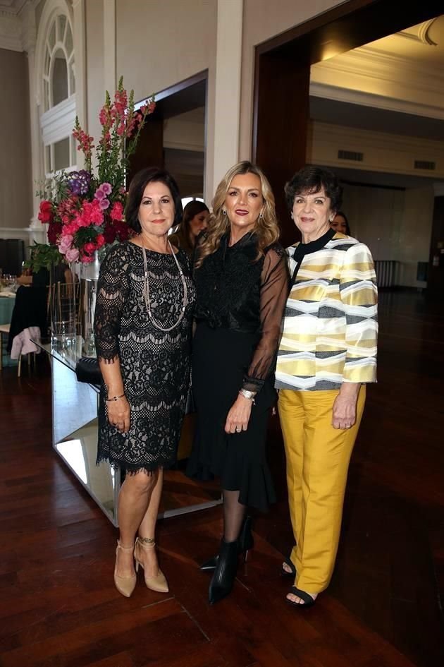Maricela Montemayor Lozano, Anabel Montemayor de Chapa y Yolanda Martínez de Montemayor