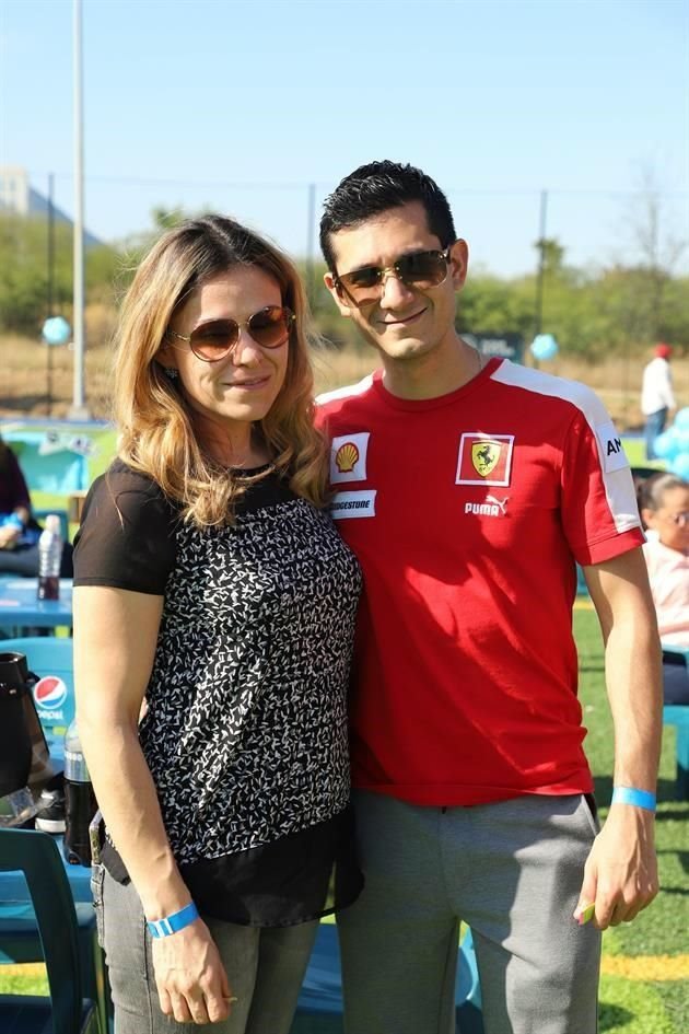 Claudia Puente y Rene Pacheco