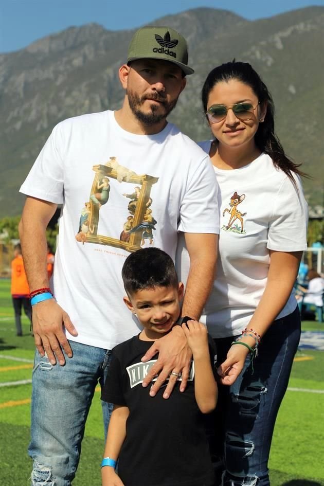 Nestor Huerta Bustamante, Diego Arriaga Leal y Anahí leal