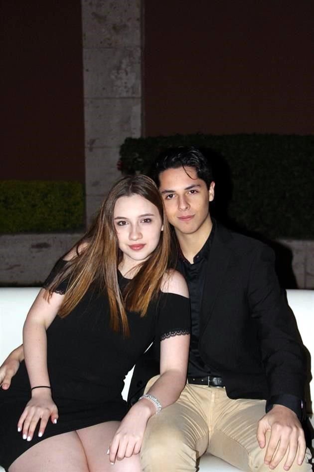 Grecia Flores y Juan Pablo Martínez