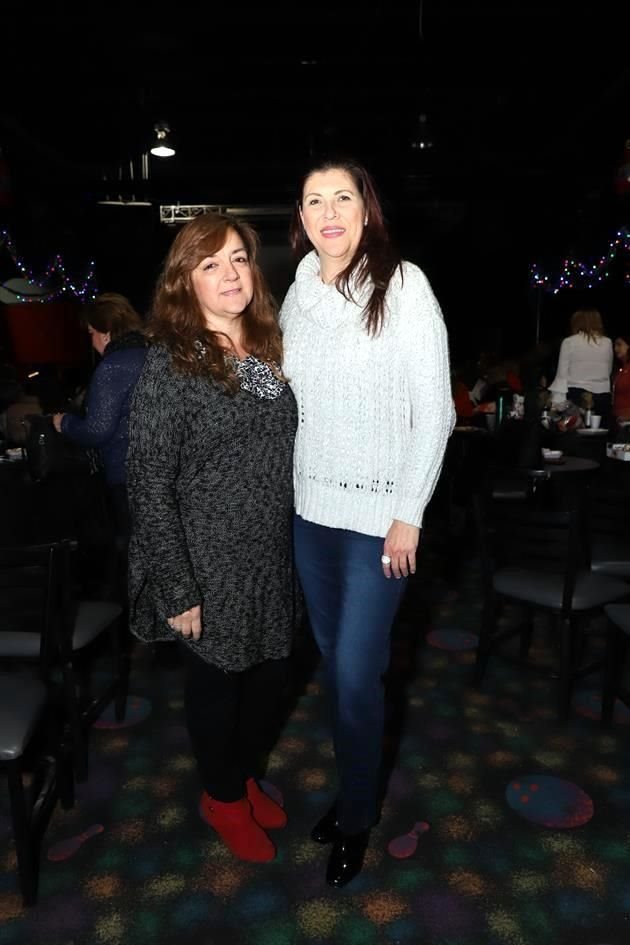 Alma Burnes y Karla Castillo