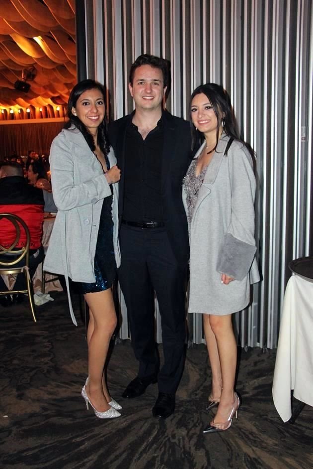 Isabel Cruz, Fernando Lozano y Monse Cruz