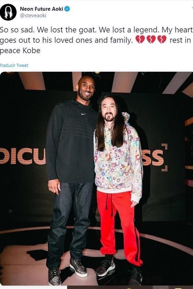 Demasiado triste. Perdimos una leyenda. Mi corazón está con sus seres queridos y su familia. Descansa en paz Kobe', escribió el músico Steve Aoki.