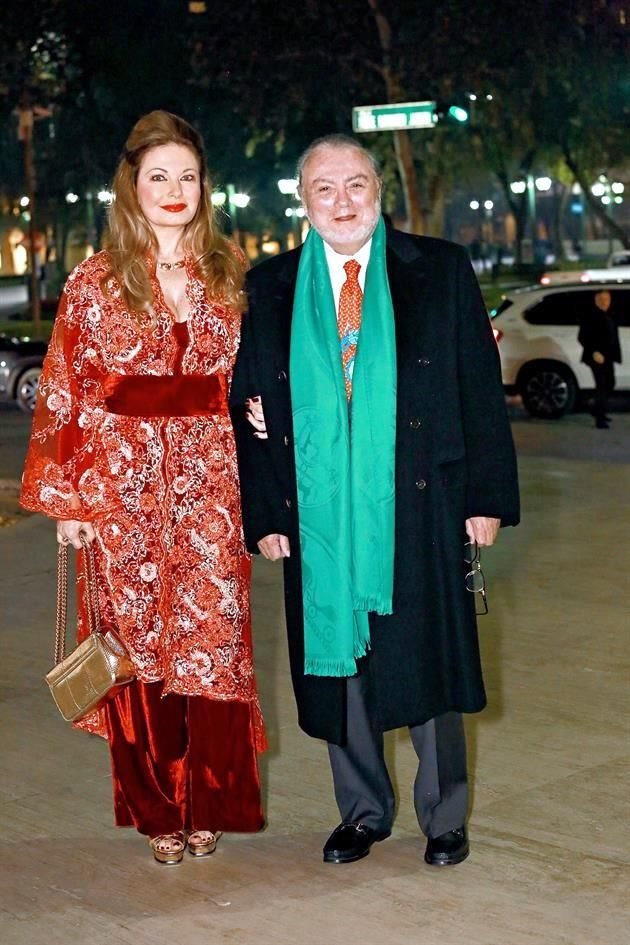 Denise Carrera de Villarreal y Julio Villarreal