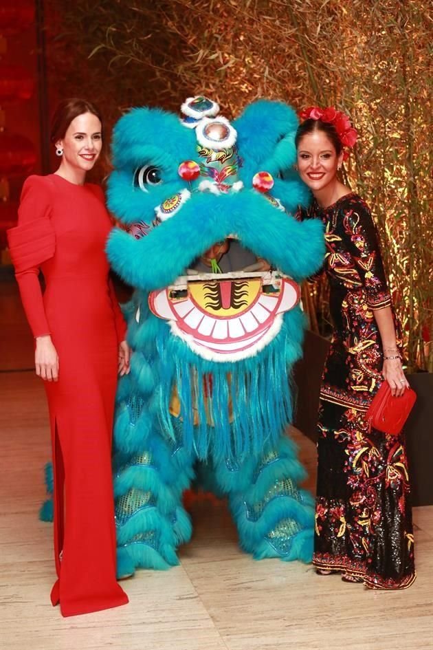 Paulina Cueva y Susana Goicochea