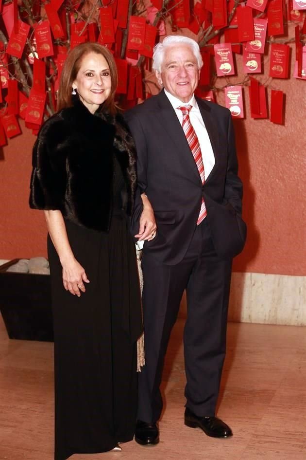 Estela Zambrano de Morales y Juan B. Morales