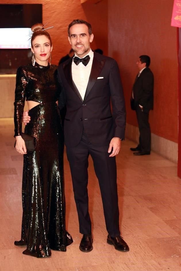 Verónica Matthai de Canales y Bernardo Canales