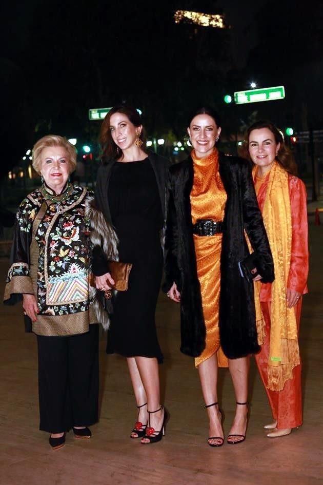América Cortés, Lidia Elizondo, Lilia Ortiz y Vanesa González