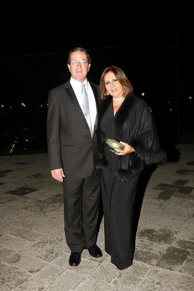 David Treviño y Márgara de la Garza