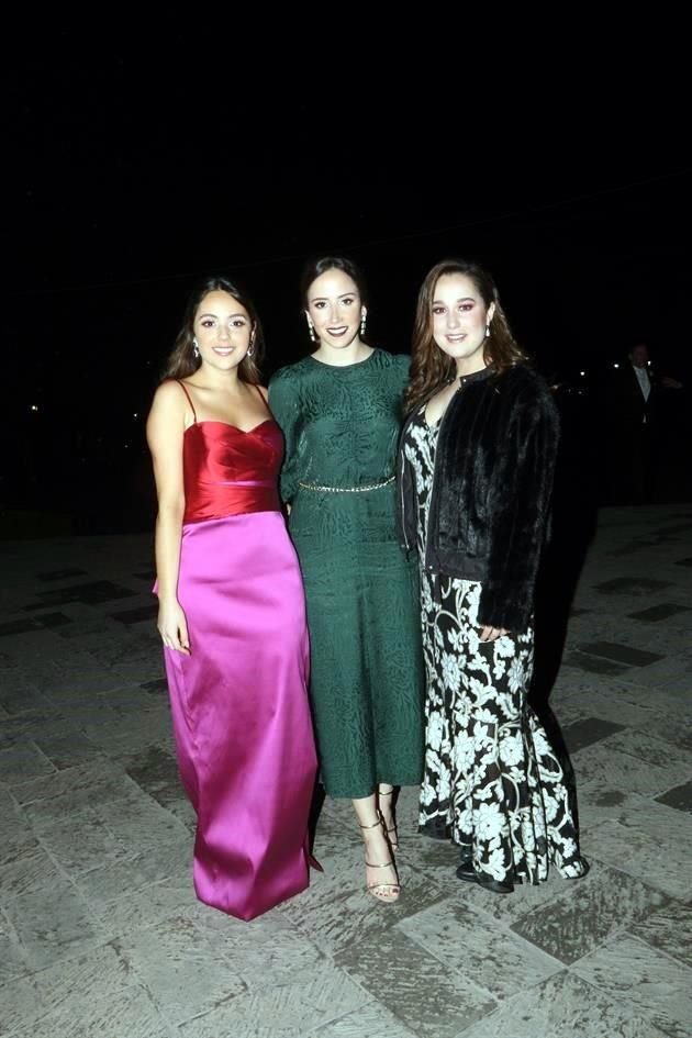 Montserrat Serna, Roberta Garza y Rebeca Cepeda
