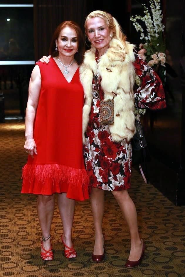 Sandra de la Luz Rodríguez Guerra y Celina Calderón de Páez