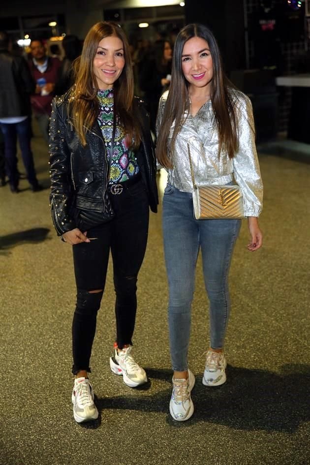Laura de Rendón y Danae Garza