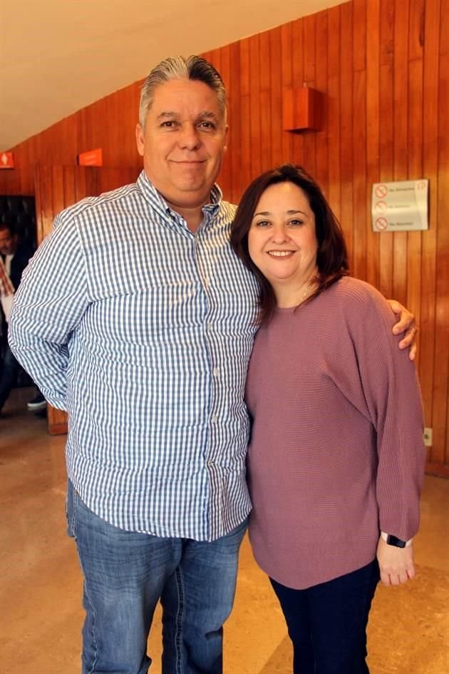 Eduardo Escamilla y Sonia Escamilla