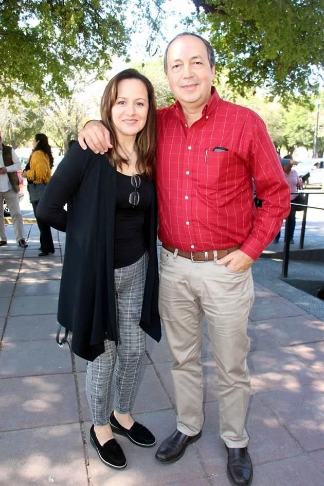 Mónica Ortiz de Lobo y  Alejandro Lobo