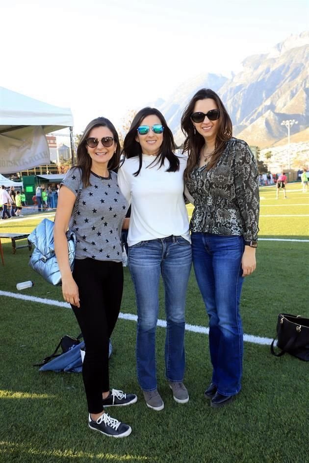 Ana Montalvo de Chávez, Mónica Montalvo de Elizondo y Marcela Montalvo de Garza