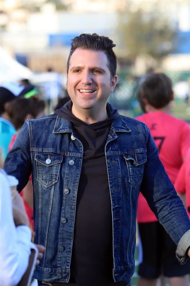 Adrián Bichara