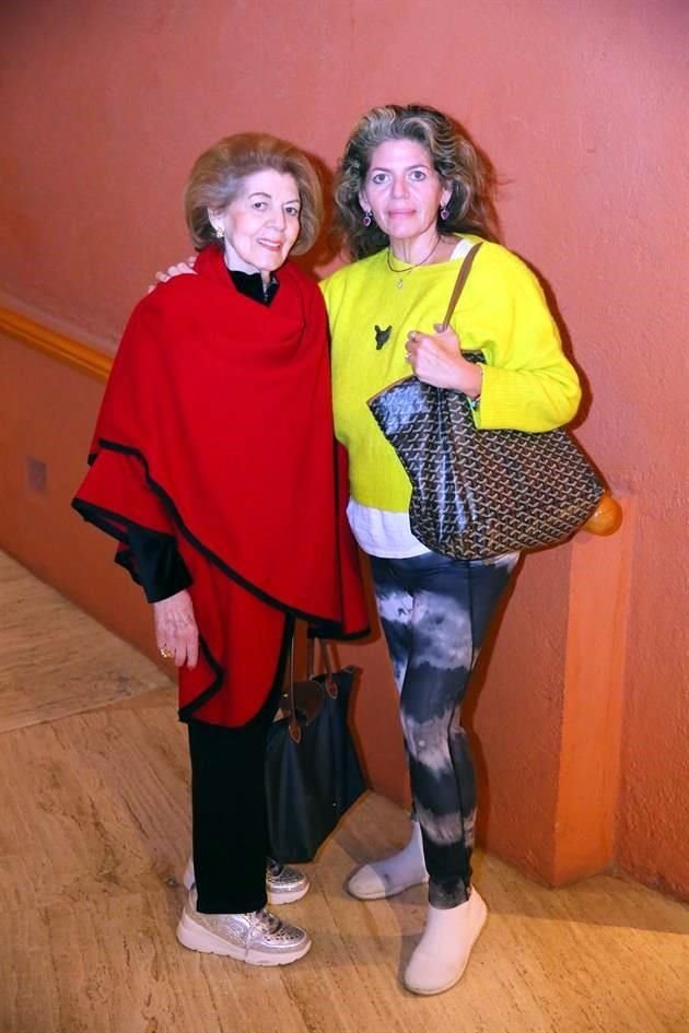 Anita Brunell y Erika González Brunell