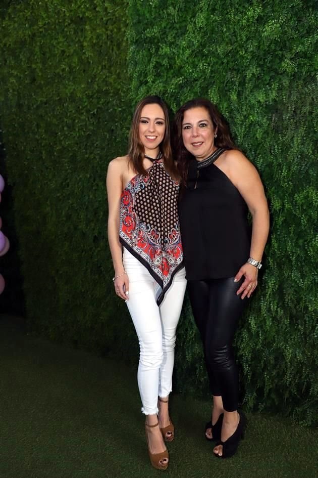 Gabriela González y Leticia de la Garza