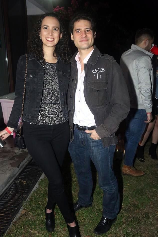 Fernanda Farías y Sergio Pérez Derbez