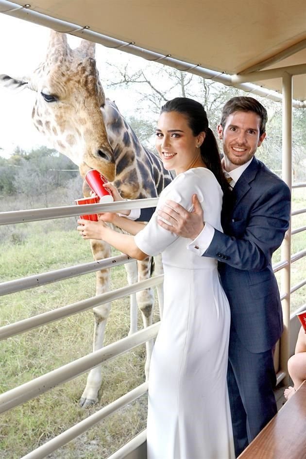 Roberta Treviño Cantú y Adrián Virgilio Garza Guajardo