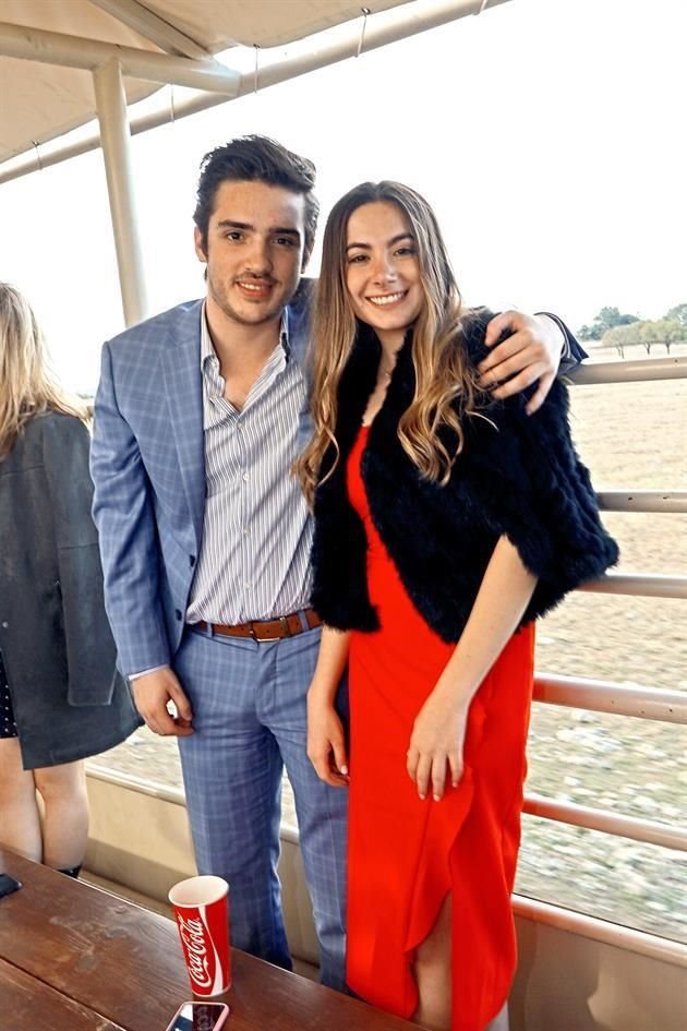 Andrés Manuel Garza Guajardo y Balbina Garza