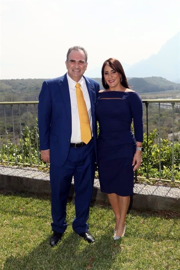 Virgilio Garza Treviño y Miriam Guajardo de Garza