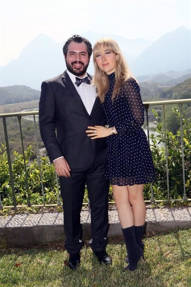 Daniel Garza y Venecia Garza