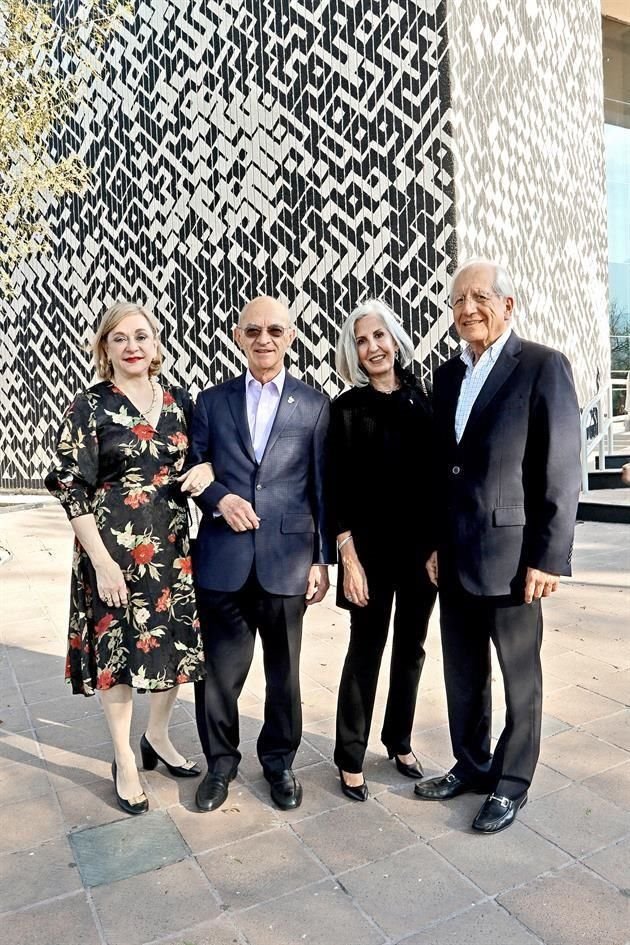 Verónica Ortiz de Elizondo y Fernando Elizondo Barragán, María Teresa Elizondo y Alfonso González