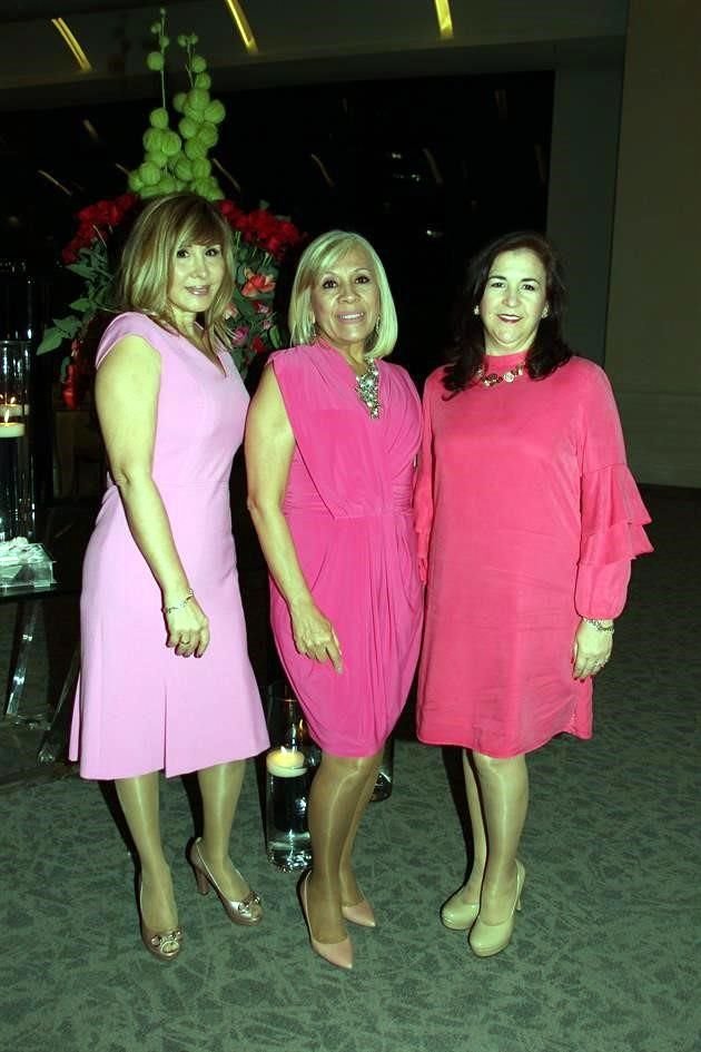Paty Fuentes, Marcela Jaime y Sonia de Bacca