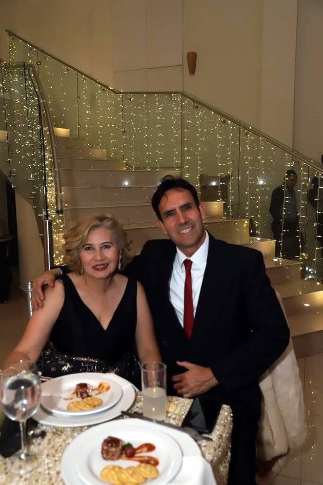 Lety Valero y Adrián Guerra Hernández