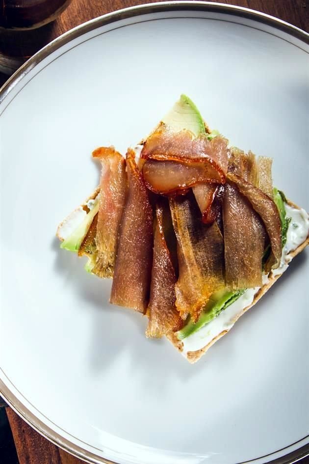 Tostada de añejo.