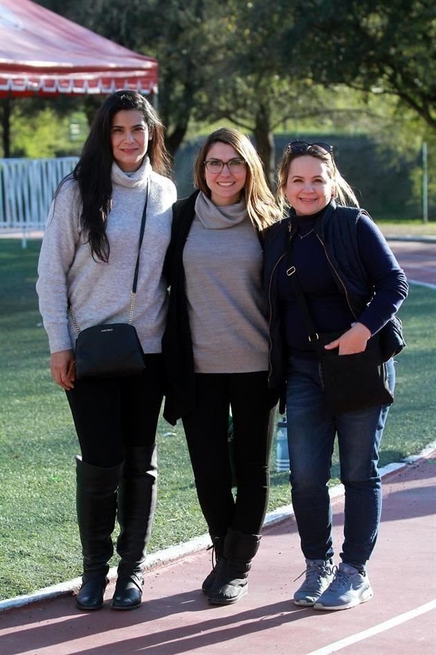 Mere Leal, Alma Garza y Mayra Tamez