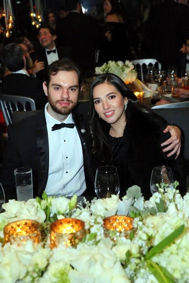 Jorge González y Jimena Castañeda