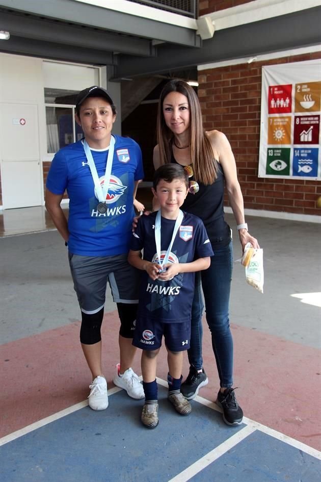 Miss Karely, Araceli Chávez y Anthony Treviño