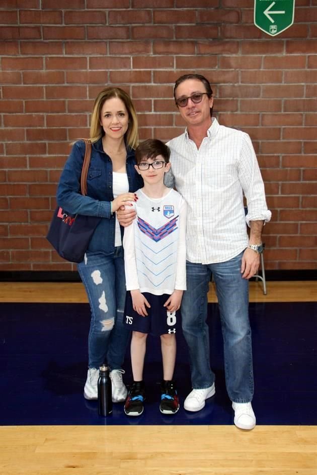 Janella Luis, David Salcido y Eduardo Salcido