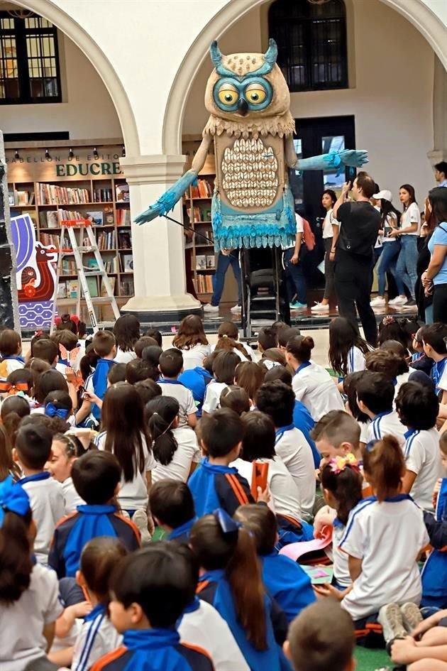 Niñas y niños podrán disfrutar de una variedad de talleres y presentaciones de libros en la UANLeer.